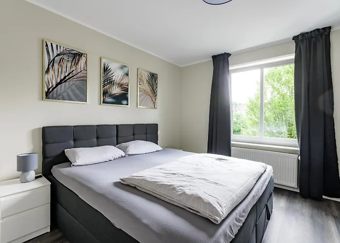 דירה Wohnen Im Zentrum 1 *